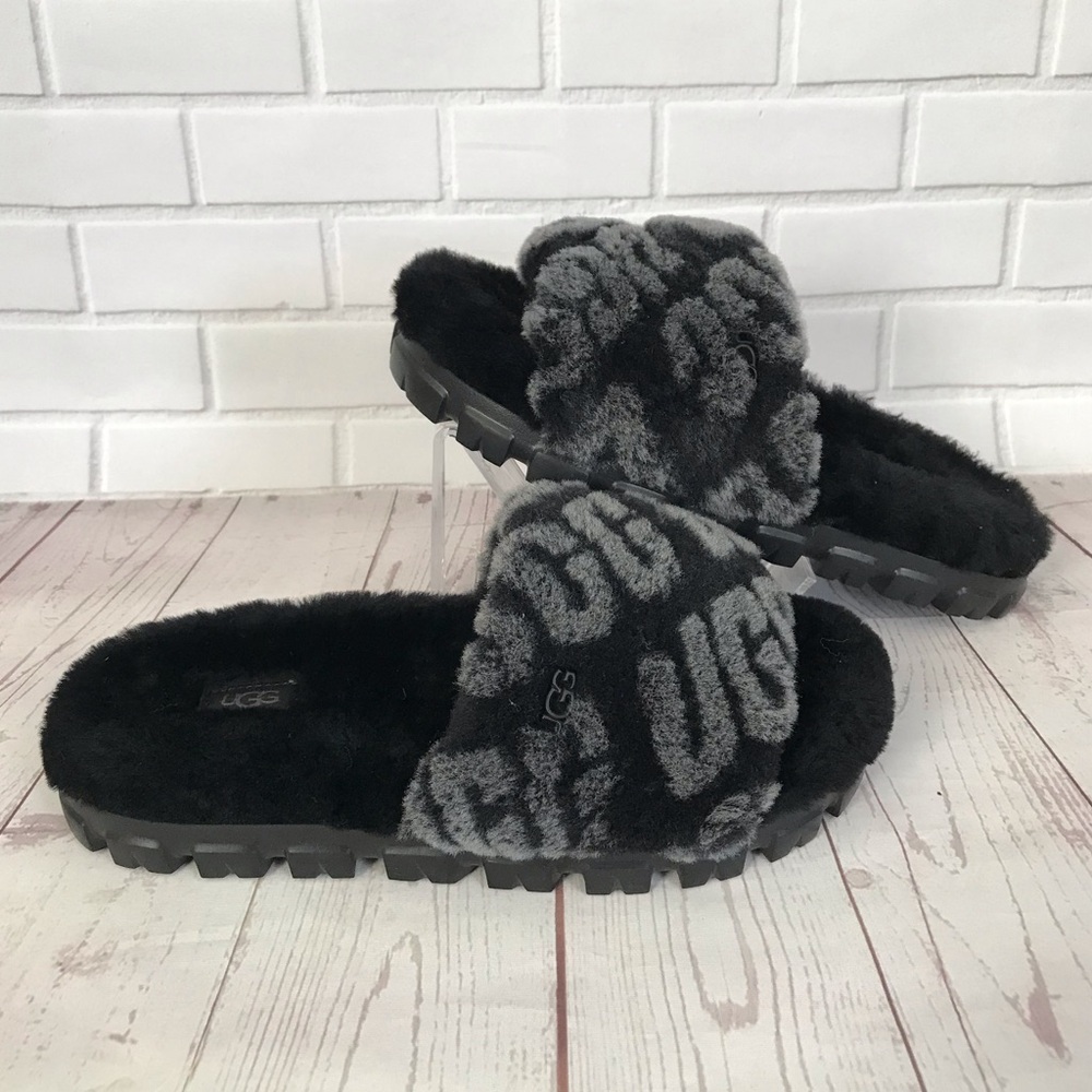 UGG Women's Ugg logo Black Fluffy Slide Slippers
